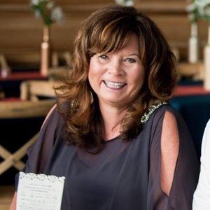 Meet your Posher, Debbie